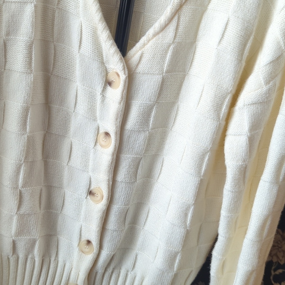 Hem & Thread Basket Weave Deep Vneck Button Down Sweater Size M - Picture 2 of 7
